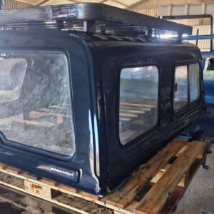 Toyota Land Cruiser 79 SC Beekman Canopy