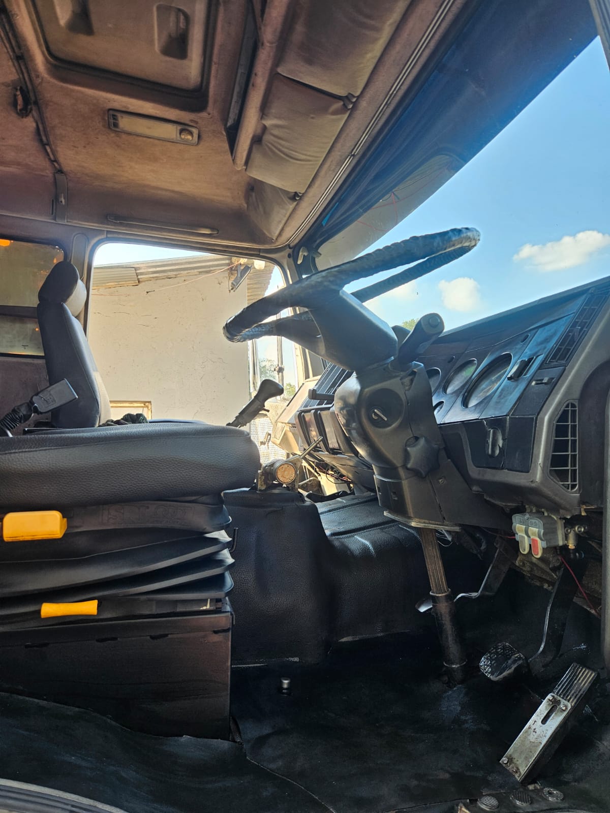 Mercedes-Benz 2635 Powerliner Tipper Trok / Truck - Image 3