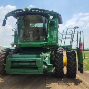 John Deere S760 Stroper / Combine Harvester