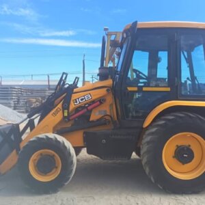 2x JCB 3DX TLB