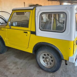 Alternative view of Suzuki SJ410