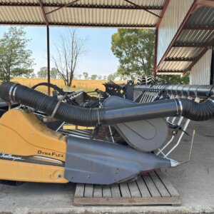 Alternative view of 35ft AGCO Challenger Dyna Flex 9250 Flex Tafel / Table