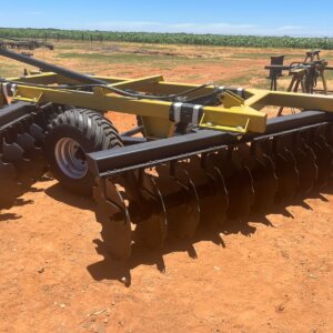 Nuwe / New KAT Swaardiens / Heavy Duty Offset Skottel Disse / Disc Harrows