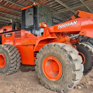 Doosan Mega 300V Front End Loader / Voorlaaier