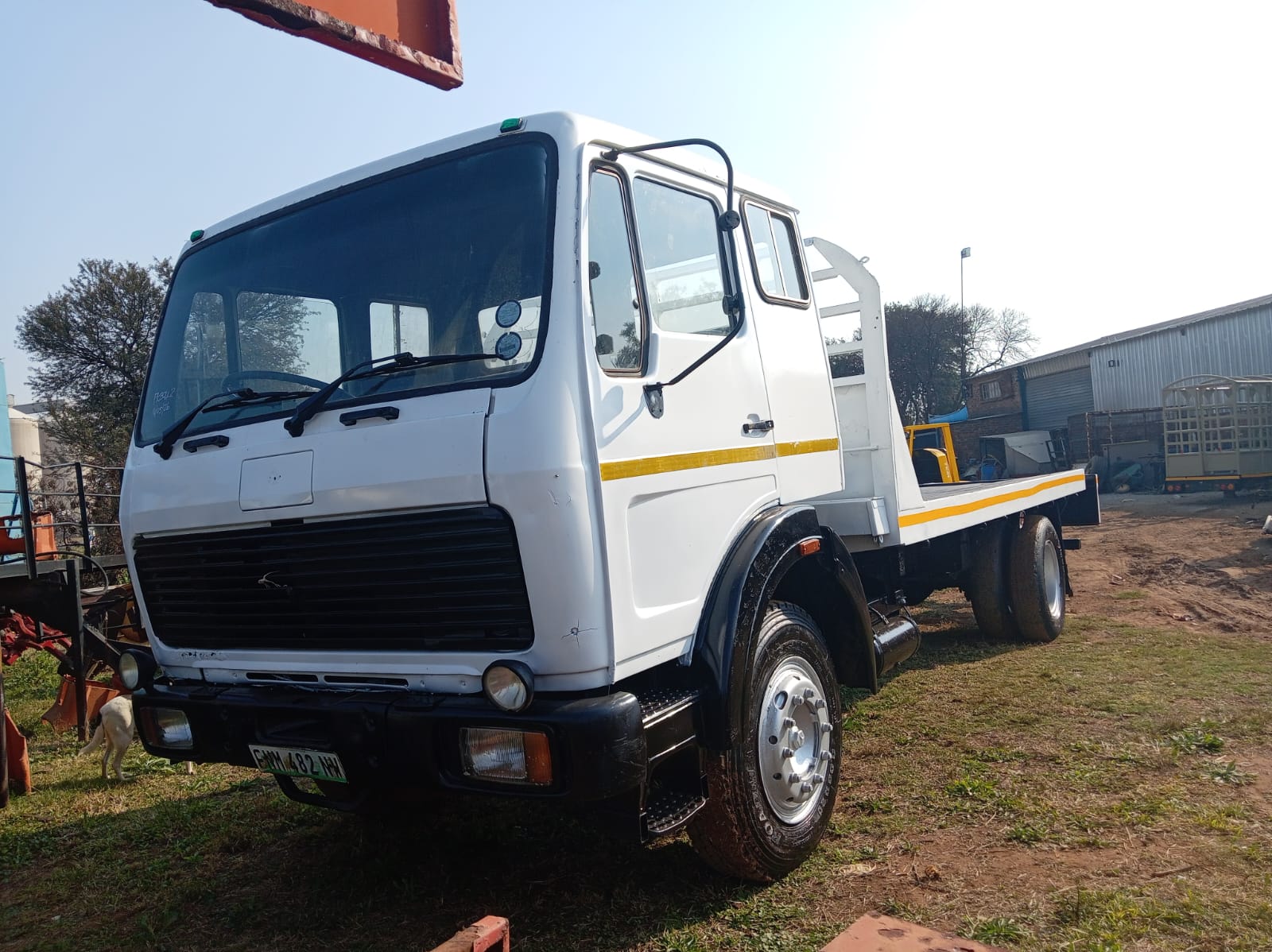 Mercedes Benz 1213 Platbak Trok / Flatbed Truck - Image 3