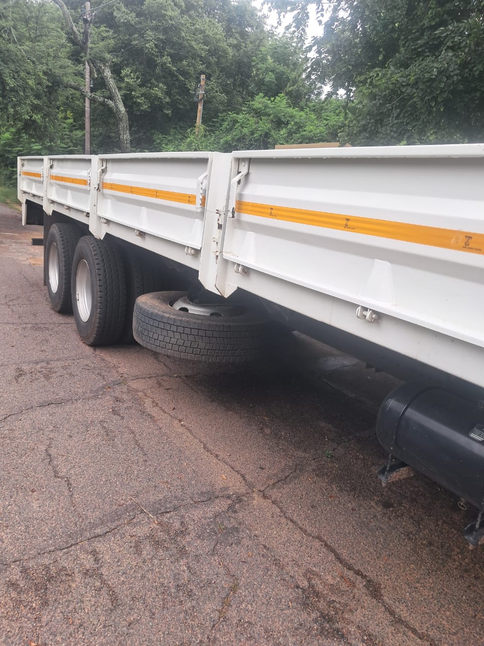 16 Ton Hino 2836 Truck / Trok - Image 4