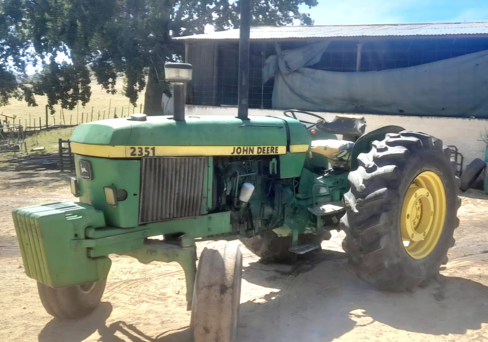 John Deere 2351 Trekker / Tractor