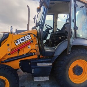 Alternative view of JCB 3CX TLB