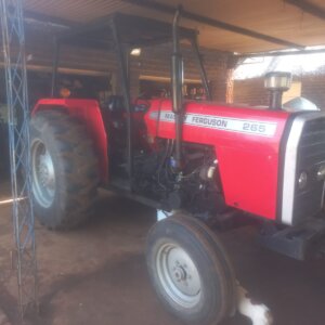 Massey Ferguson 265 Trekker / Tractor