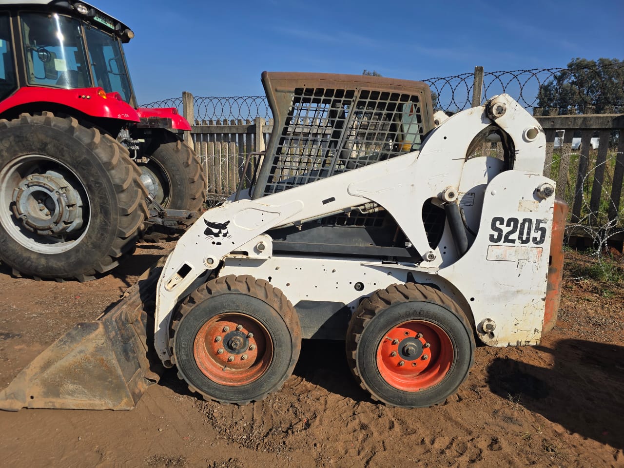 Bobcat S205 Skidsteer