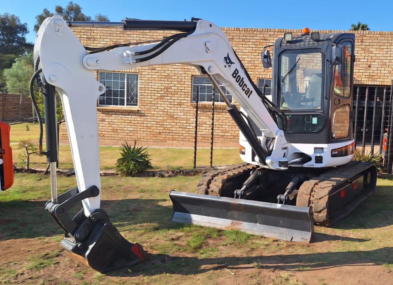 Bobcat 435 ZHS Excavator / Graafmasjien - Image 4