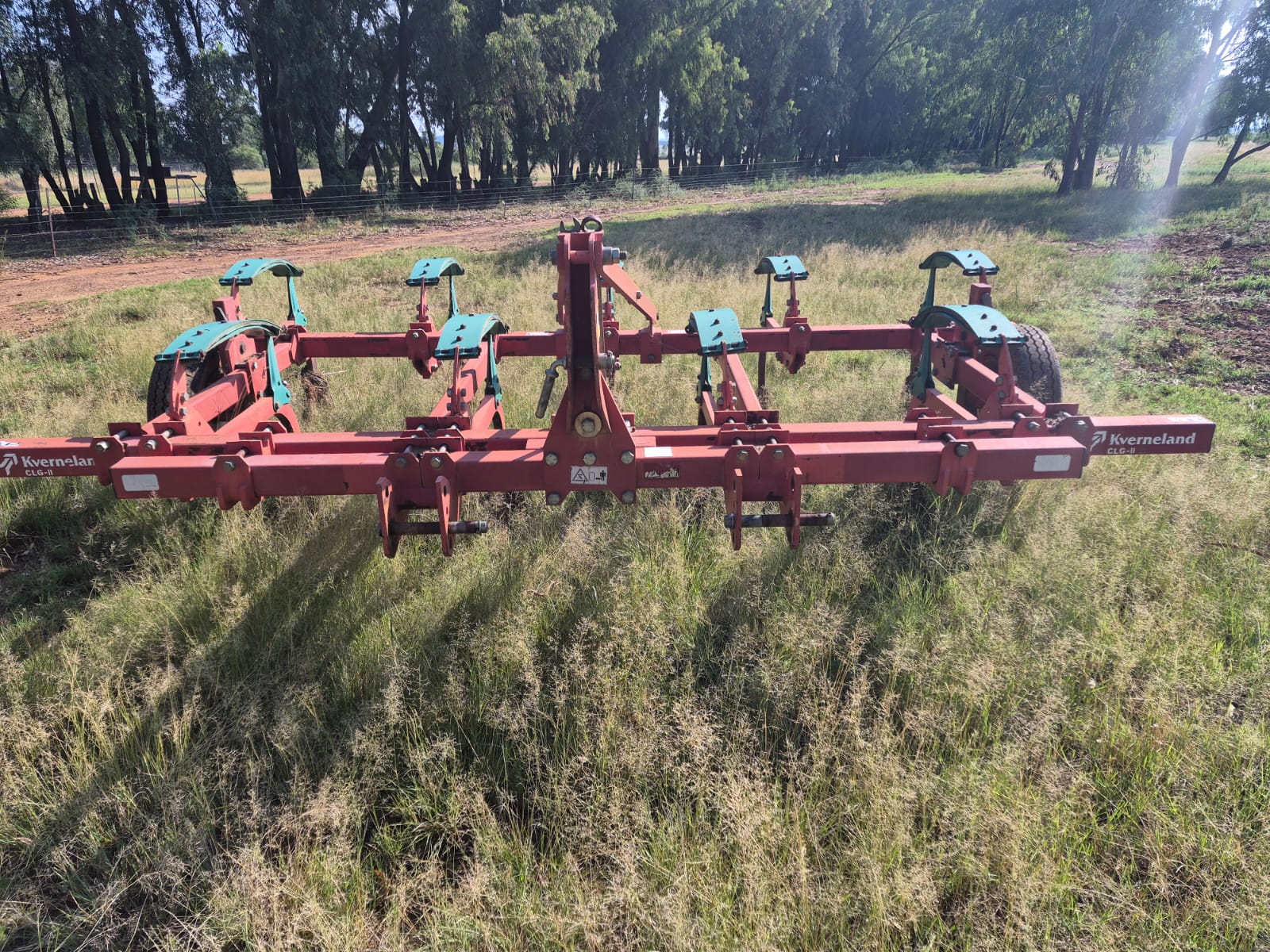 9 Tine / Tand Kverneland CLG Cultivator - Image 3