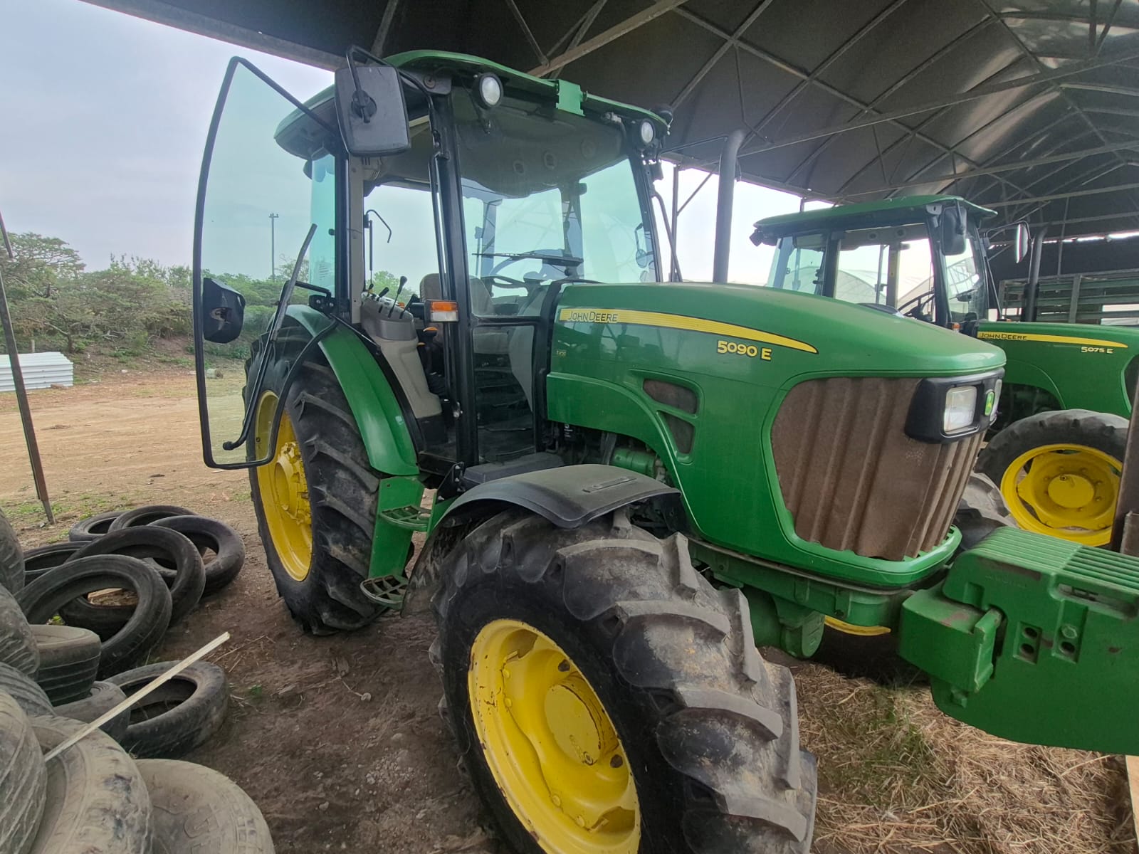 John Deere JD5090 Cab 4x4 Trekker / Tractor - Image 5