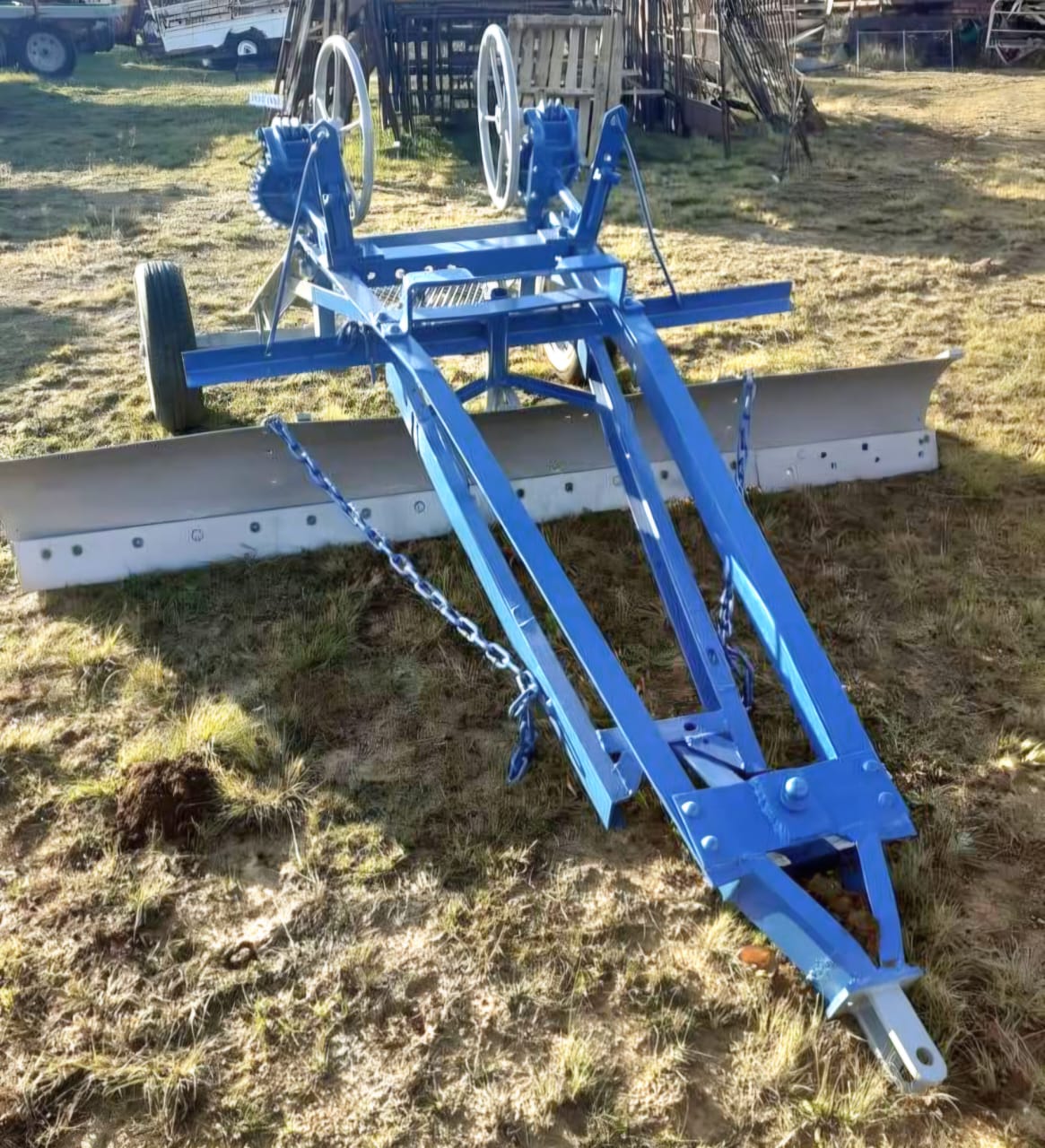 2 Wheel Tow Behind Grader / 2 Wiel Agter Sleep Padskraper