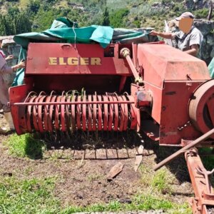 New Holland Welger Blokkie / Block Baler