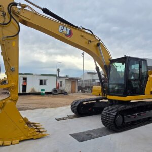 CAT 323 Excavator / Graafmasjien