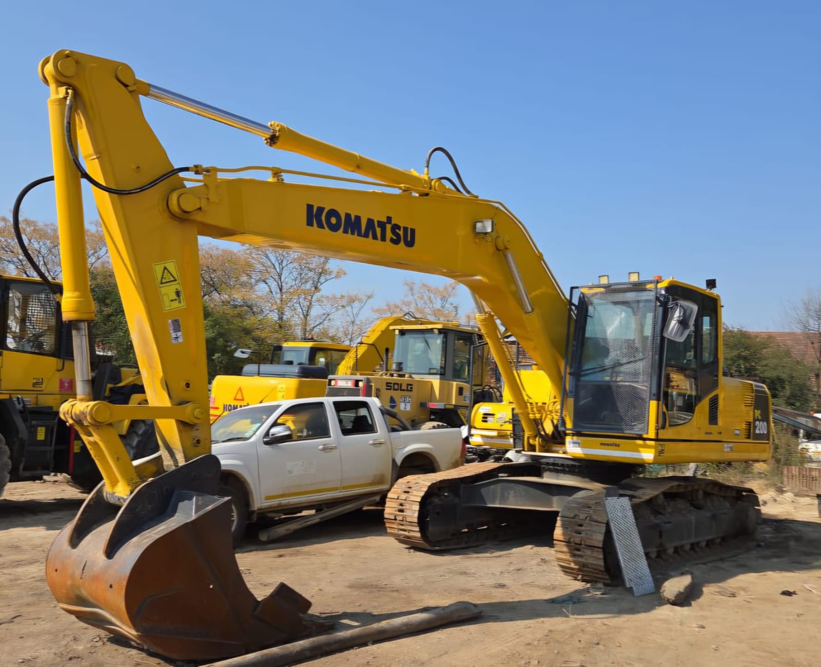 Komatsu PC200-8 Excavator / Graafmasjien