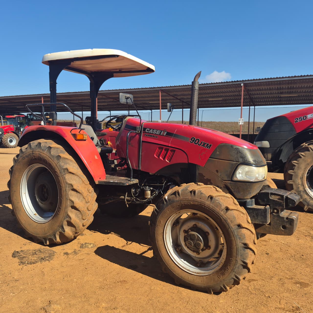 Case iH Farmall 90JXM Trekker / Tractor