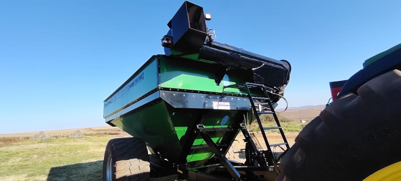 Legend CB23 Tapkar / Grain Cart