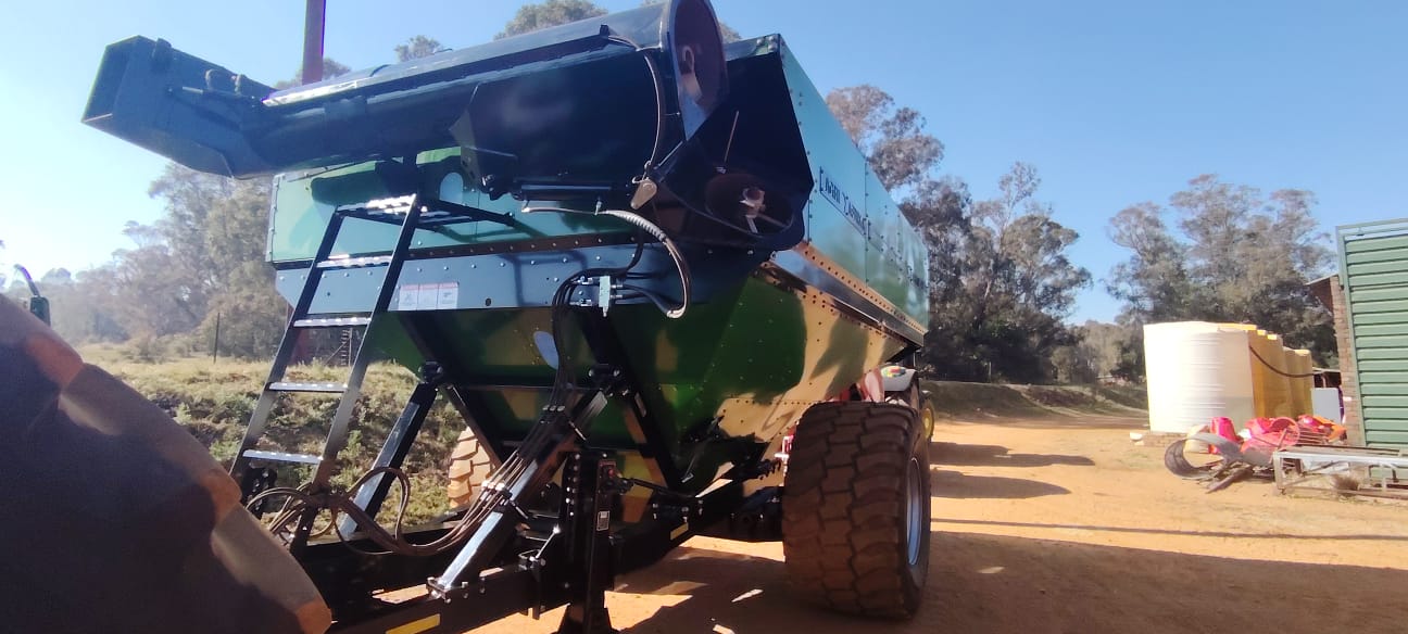 Legend CB23 Tapkar / Grain Cart - Image 5