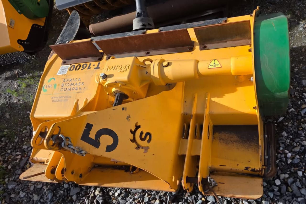 Serrat T-1600 Evolution Green Mulcher - Image 2