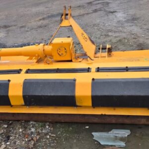 Alternative view of Serrat Evolution Green 2100 Mulcher