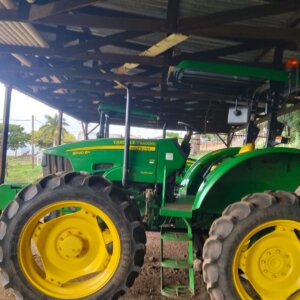 John Deere 5090EH Trekker / Tractor