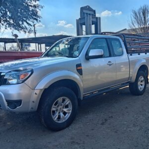 Alternative view of Ford Ranger 3.0 TDCi XLT 2x4 Extra Cab Bakkie / Pickup