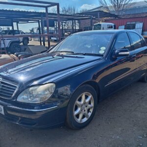 Mercedes Benz S500 (W220)