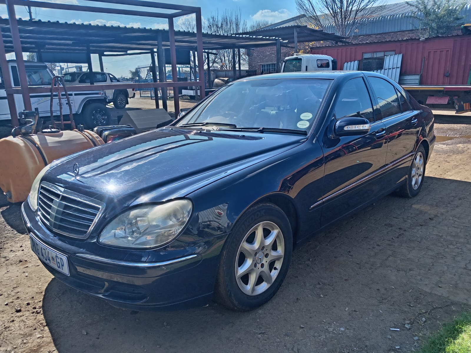 Mercedes Benz S500 (W220)