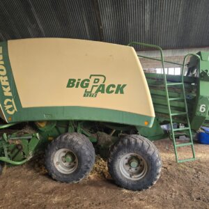 Krone 1270 Big Pack Baler