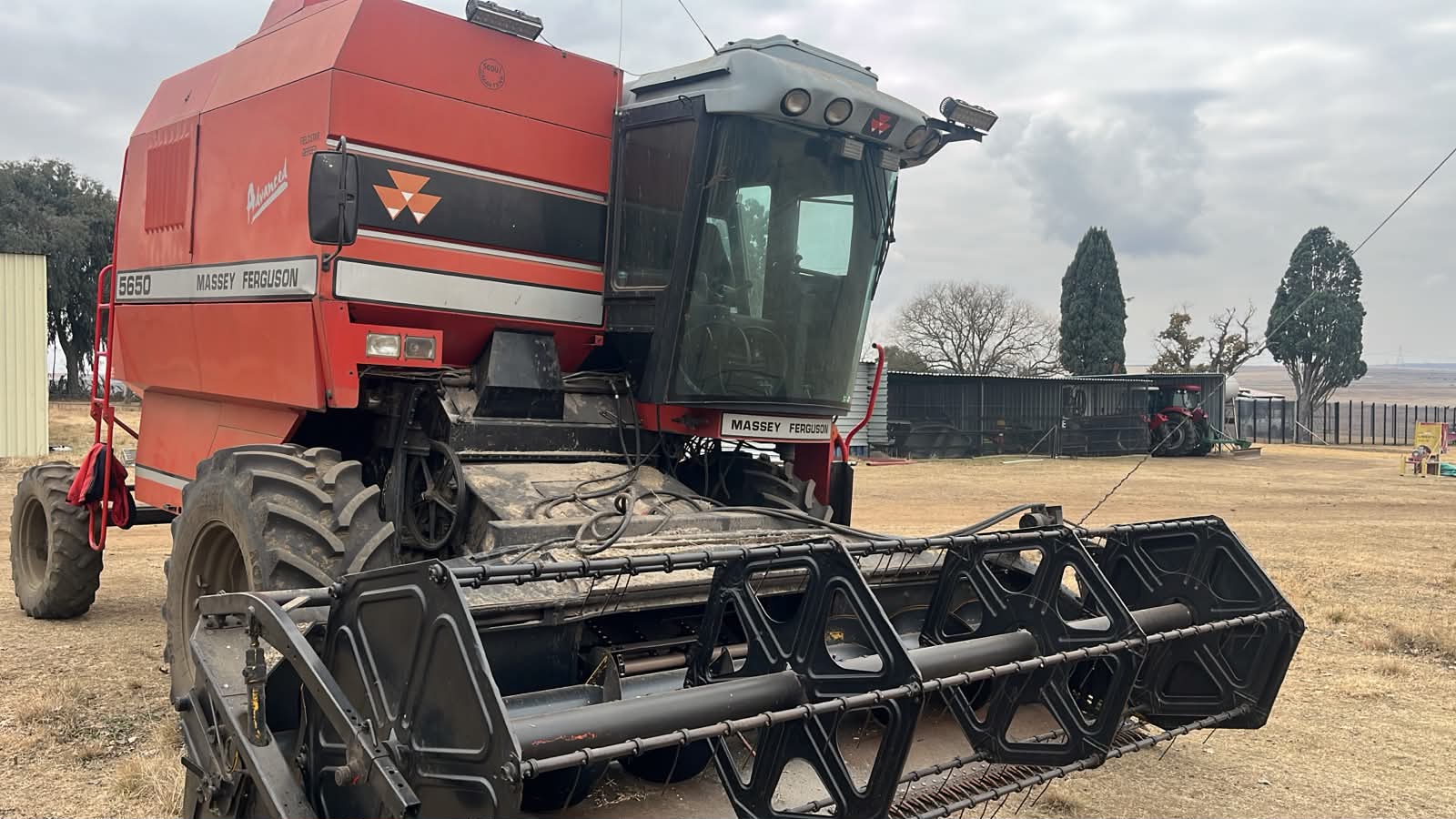 Massey Ferguson 5650 Advanced Combine Harvester / Stroper - Image 5