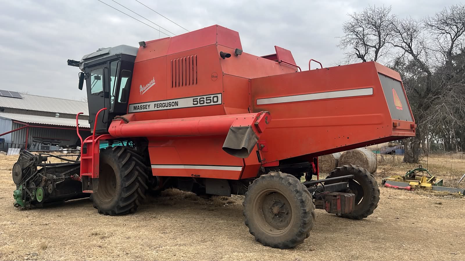 Massey Ferguson 5650 Advanced Combine Harvester / Stroper - Image 6