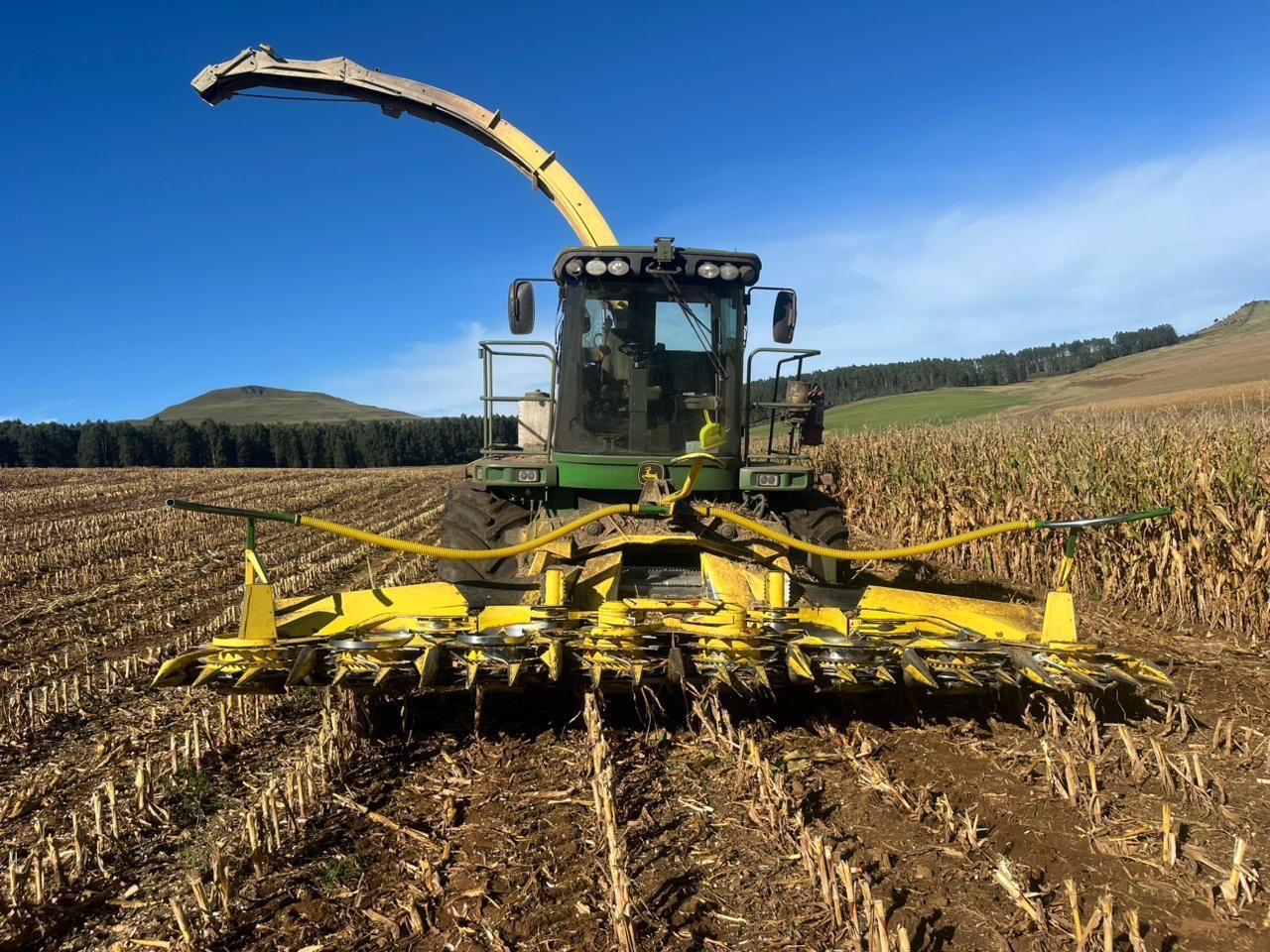 John Deere 7780 Cutter / Snyer