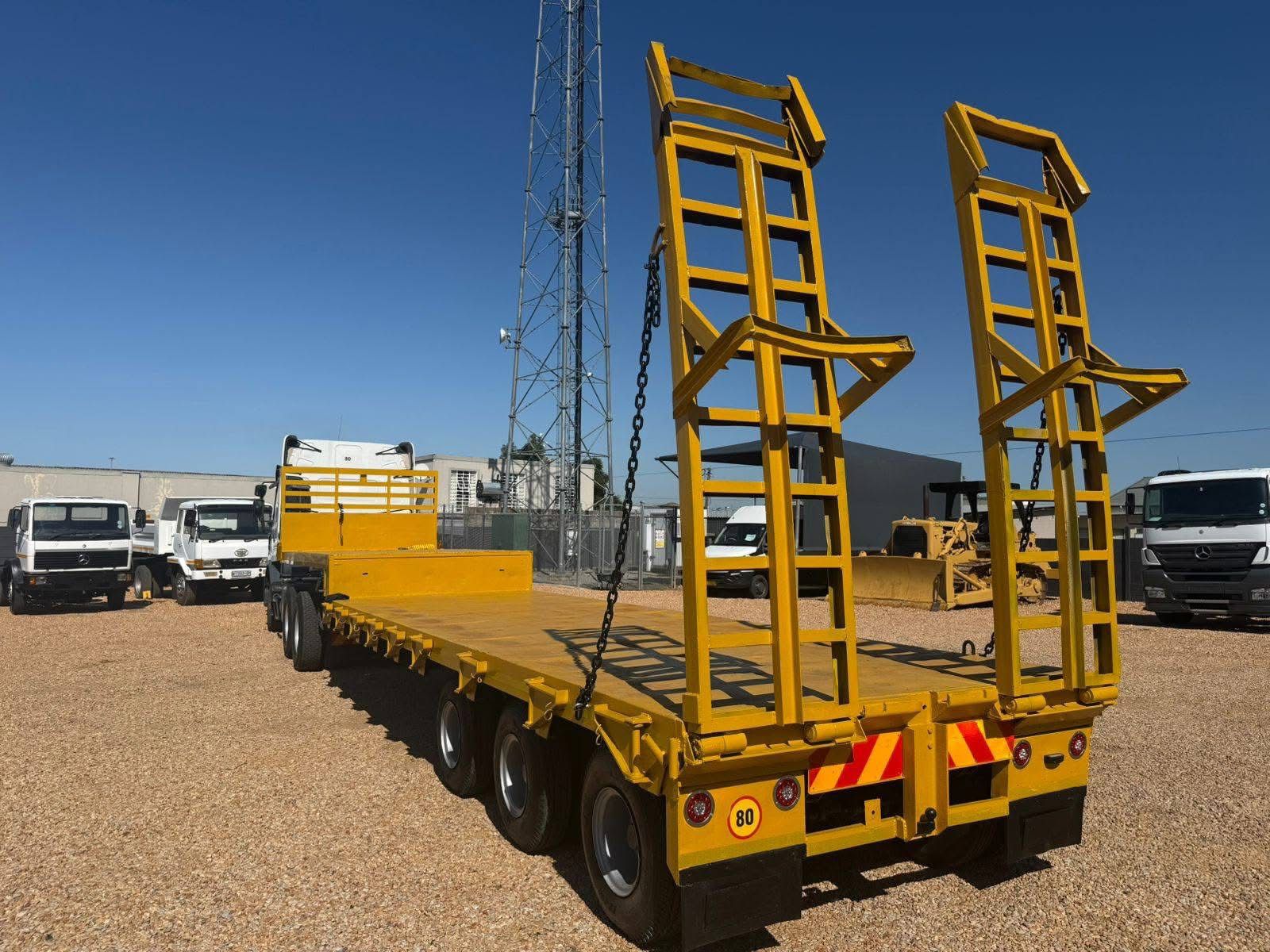3 Axle Stepdeck Trailer / Sleepwa - Image 2