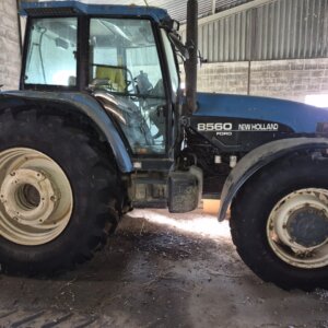 New Holland 8560 Trekker / Tractor
