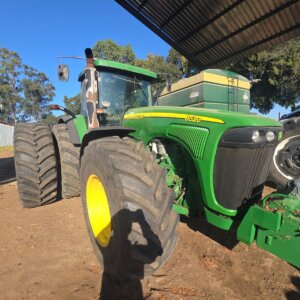 John Deere 8520 Trekker / Tractor