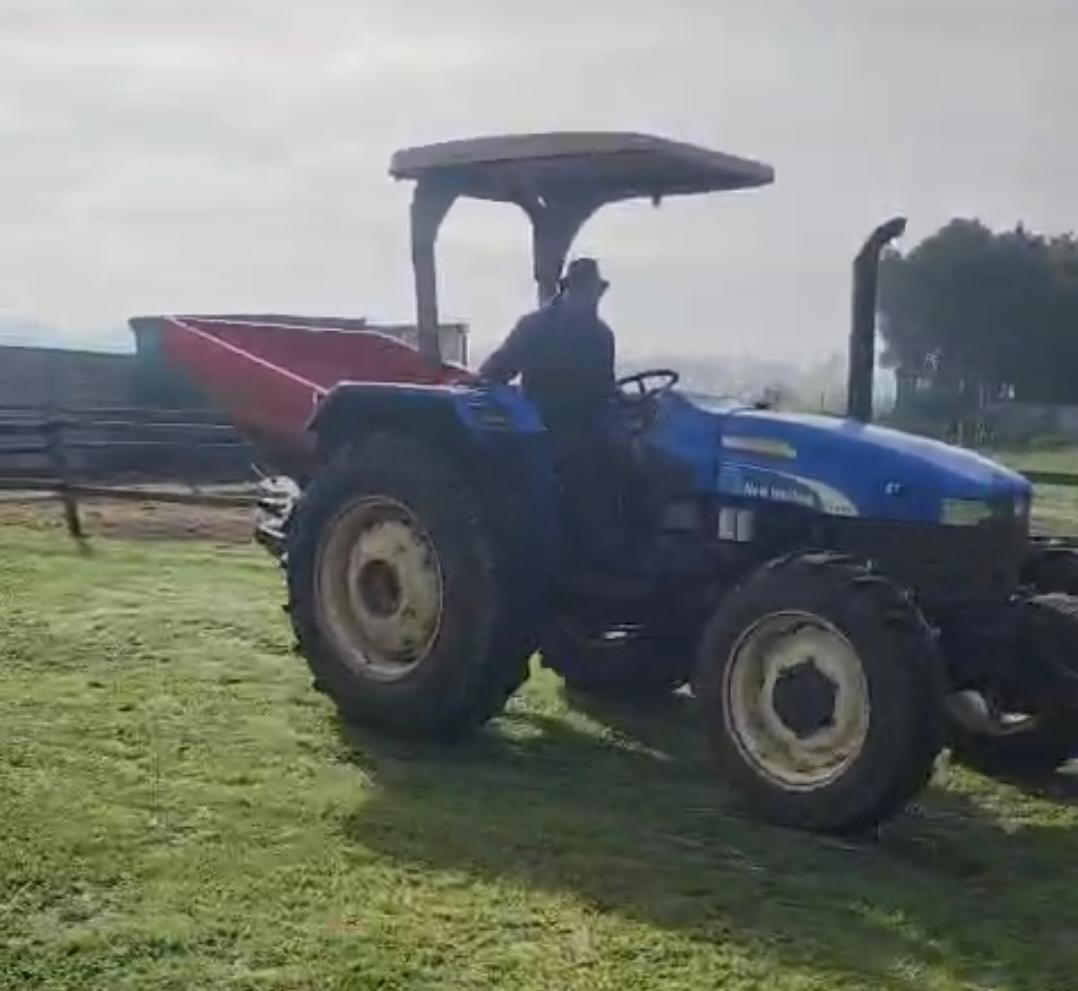 New Holland TT75 Trekker / Tractor