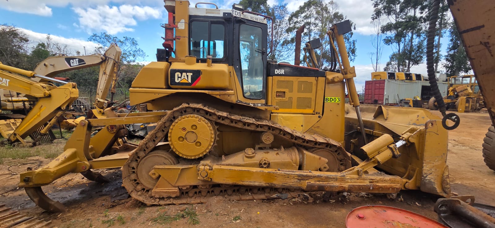 CAT D6R Dozer / Stootskraper