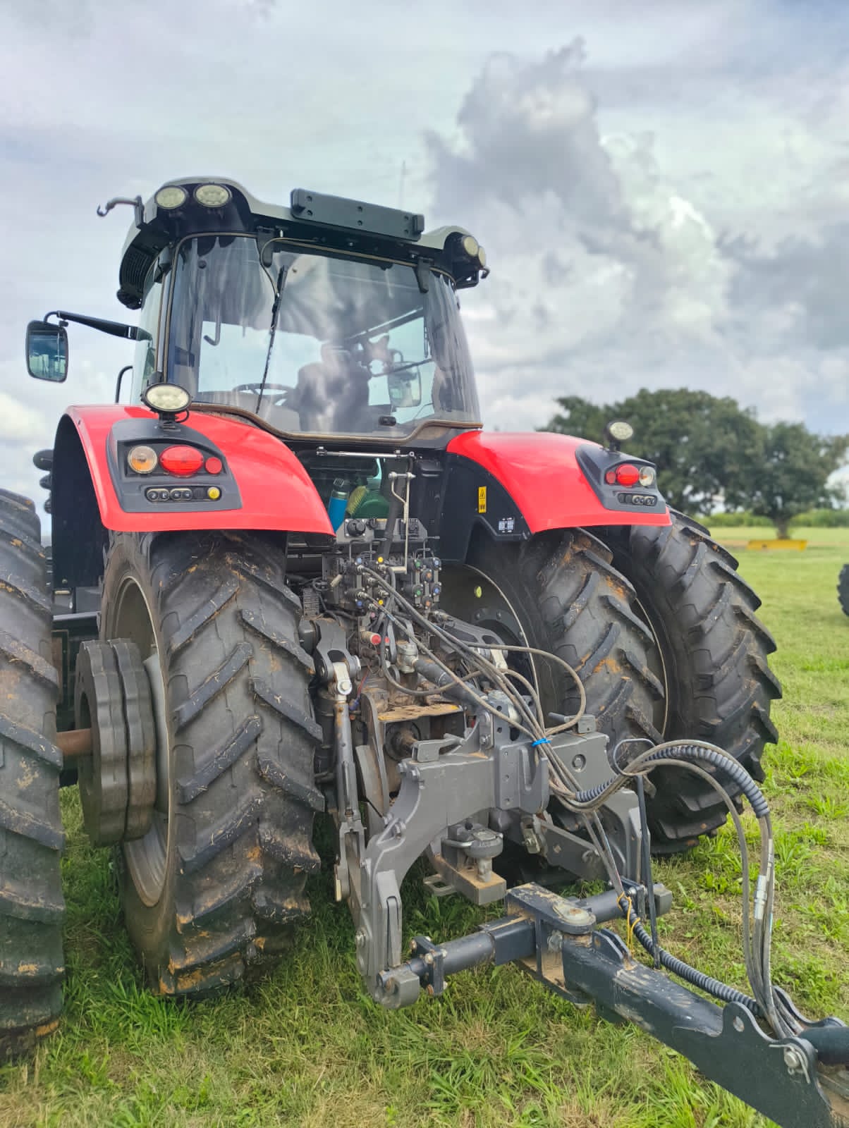 Massey Ferguson 8732S 4WD Cab Trekker / Tractor - Image 2