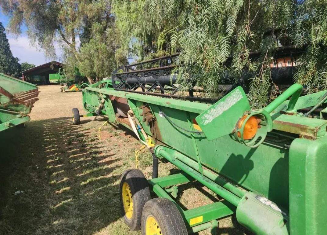 John Deere 925R Tafel / Header - Image 3
