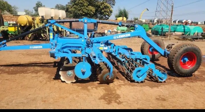 Lemken 9/4 Kua Disc Harrow / Kua-skyf - Image 4