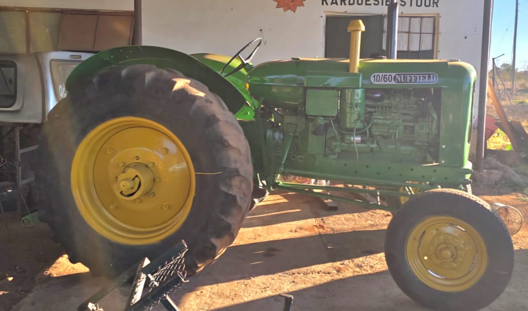 Nuffield 10/60 Trekker / Tractor - Image 4