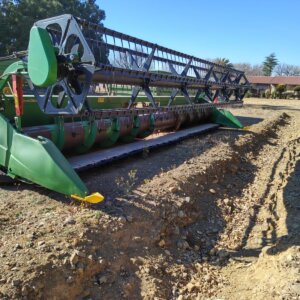 Alternative view of John Deere 9670 STS Stroper / Combine Harvester with 894 Header and 625F Flex Table