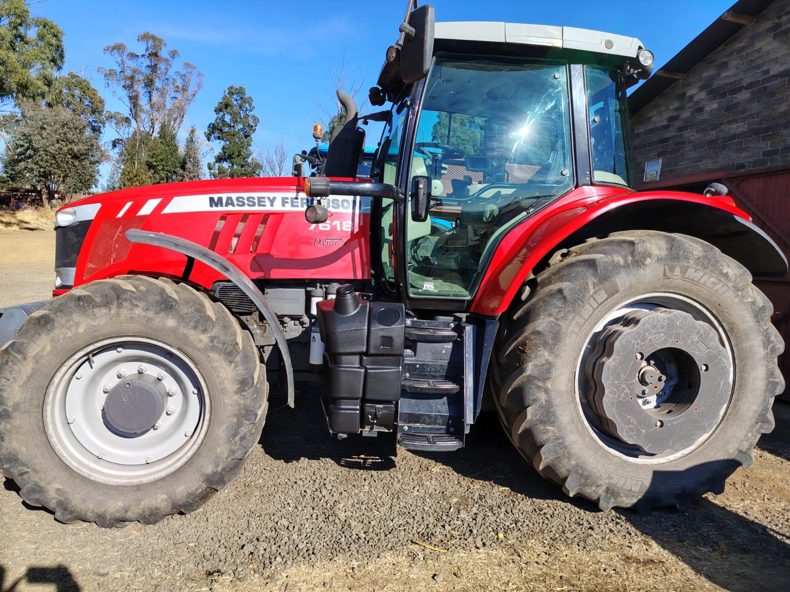 Massey Ferguson 7618 Trekker / Tractor - Image 3