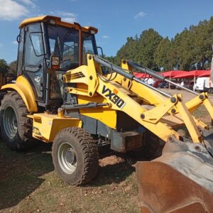 Mahindra VX 90 TLB