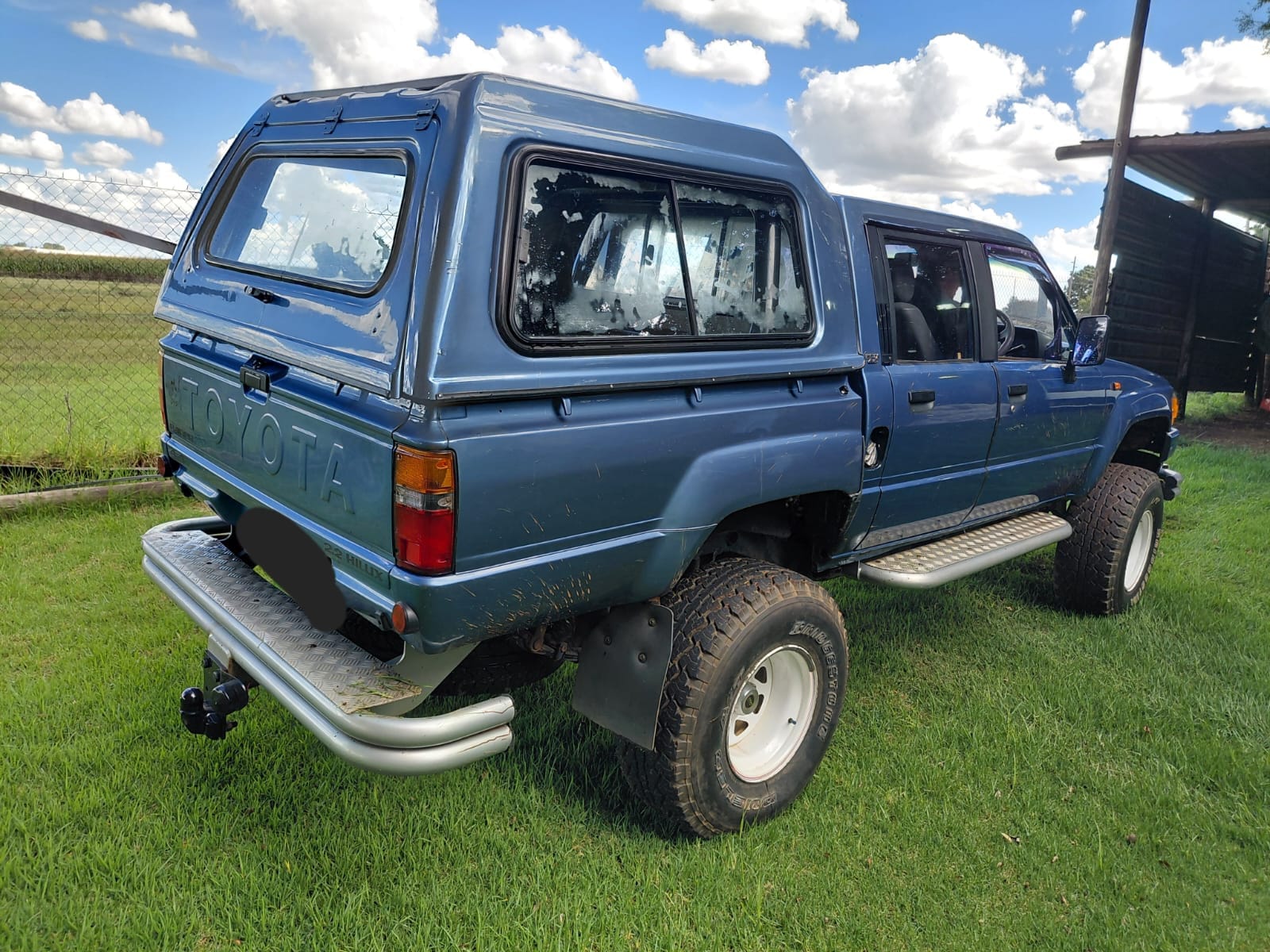 Toyota Hilux Double Cab 4x4 Bakkie / Pickup - Image 3