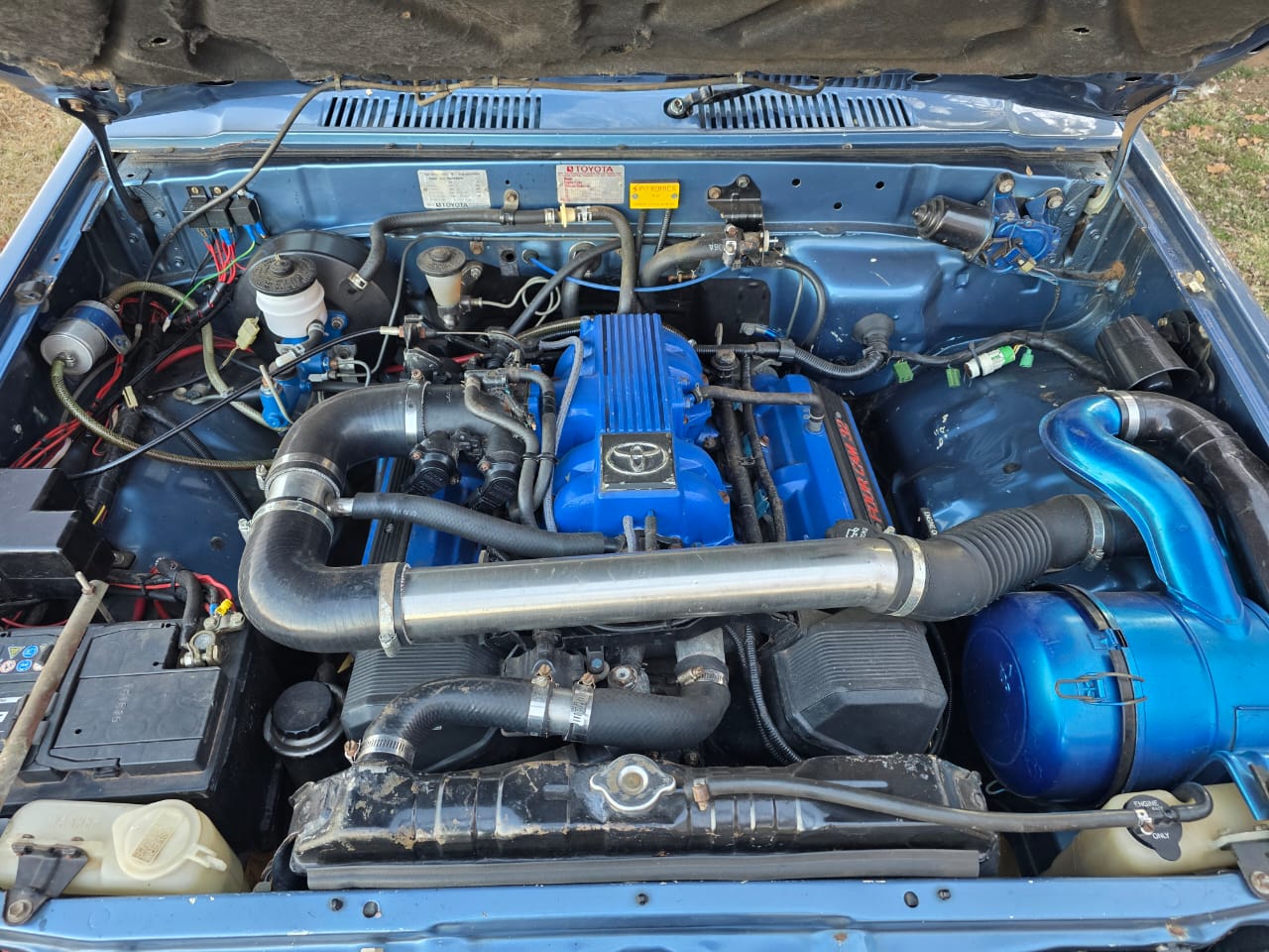 Toyota Hilux Double Cab 4x4 Bakkie / Pickup - Image 5