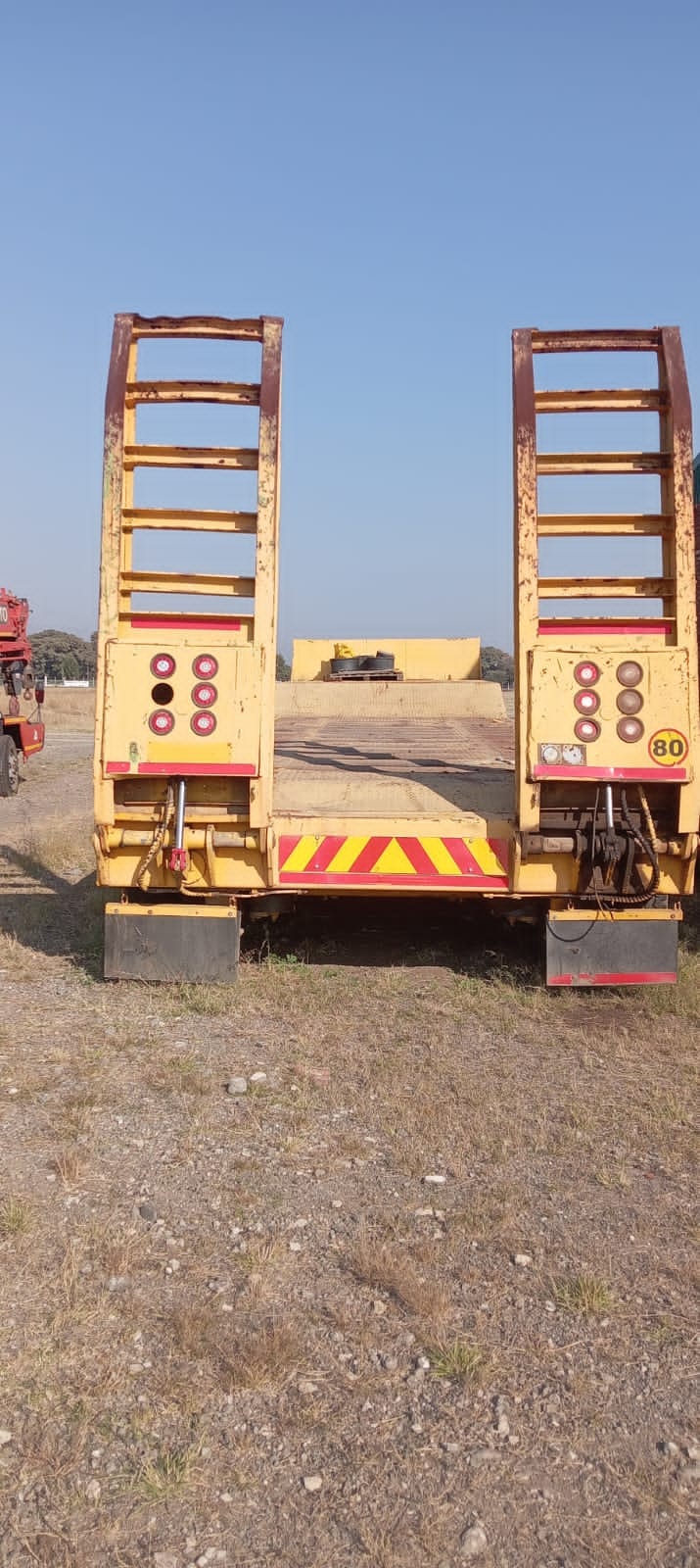 50 Ton 4 Axle Top Trailer Flatbed Gooseneck Trailer / Sleepwa - Image 3