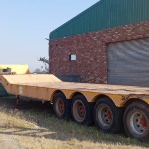 50 Ton 4 Axle Top Trailer Flatbed Gooseneck Trailer / Sleepwa